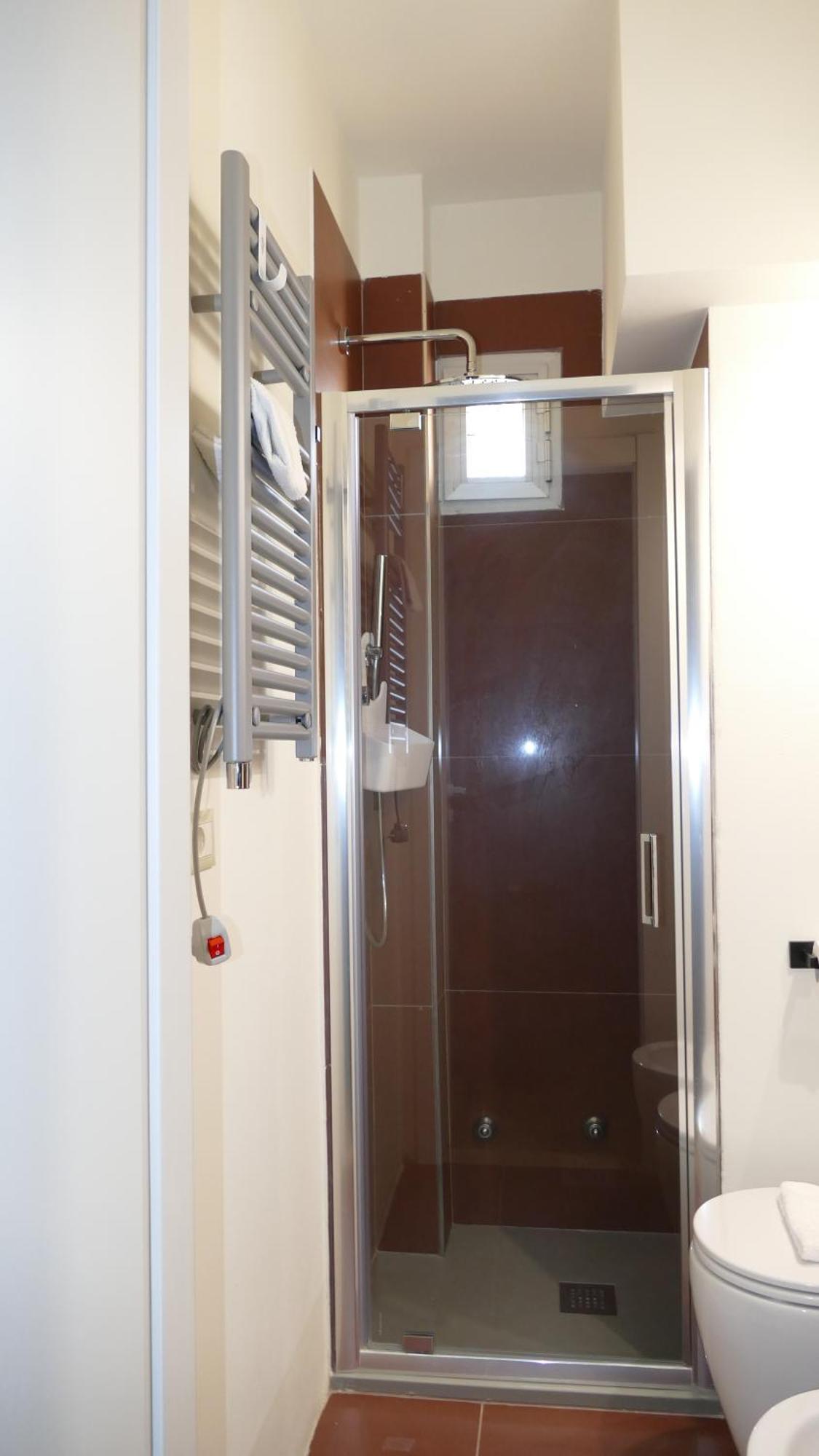 Hotel Spring Ріміні Екстер'єр фото